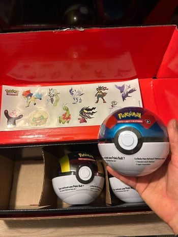 Coffret 3 Poké Ball Pokémon Amazon
