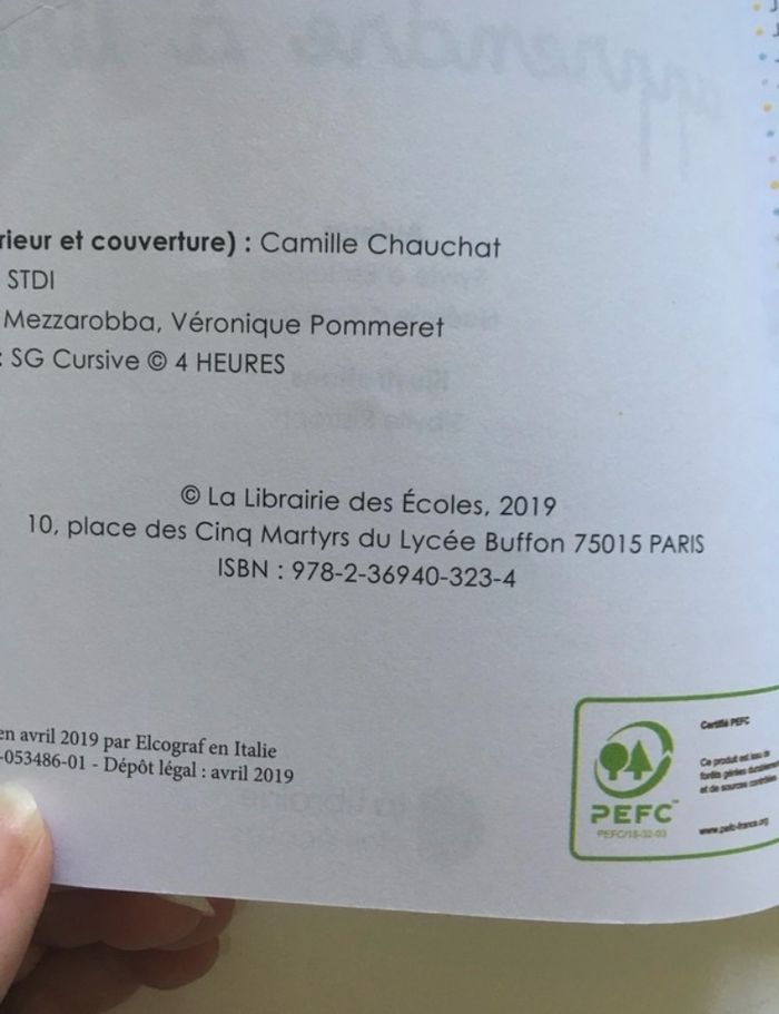 Lives TRÈS BON ÉTAT Les petits Montessori pour apprendre à lire  de 3 à 7 ans - photo numéro 3