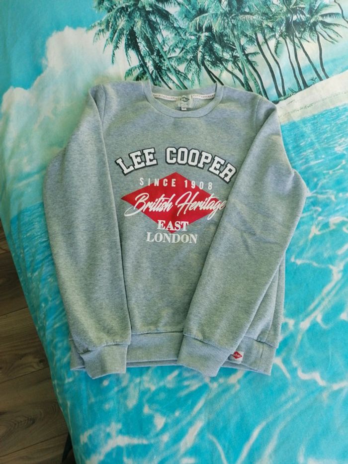 Sweat Lee Cooper