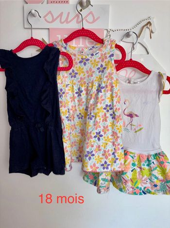 3 tenues 18 mois