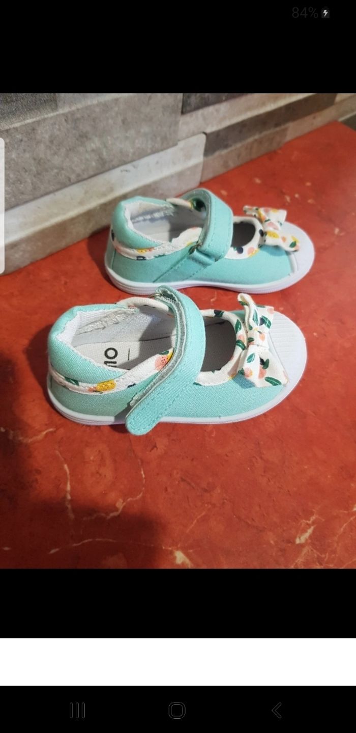 Chaussures bébé taille 19 - photo numéro 3