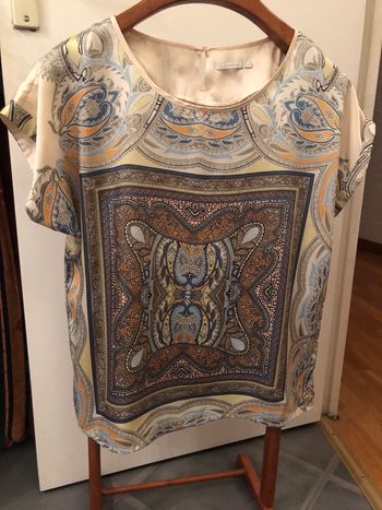 Blouse fluide et colorée