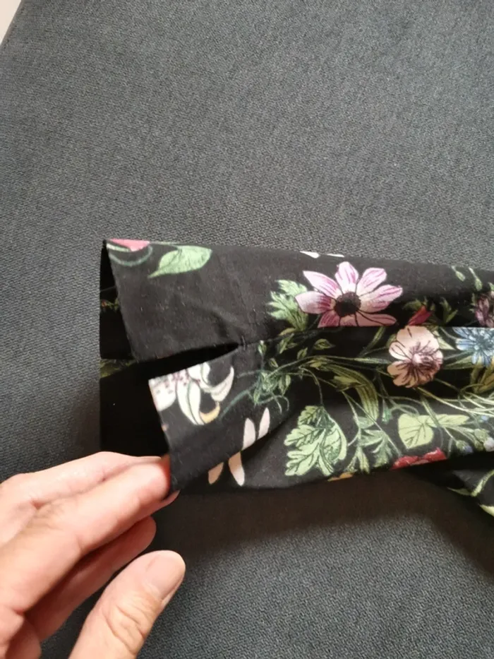 Pantalon fleuri t36 - photo numéro 10