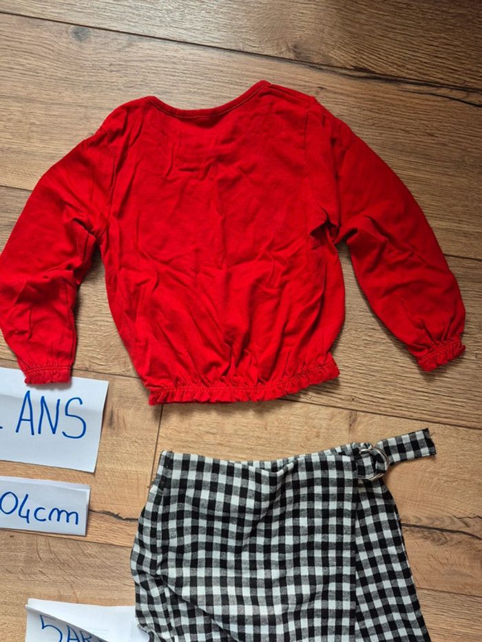 Ensemble 4 ans Jupe short carreau noir/blanc, Haut manche longue élastique poignet/taille - photo numéro 3