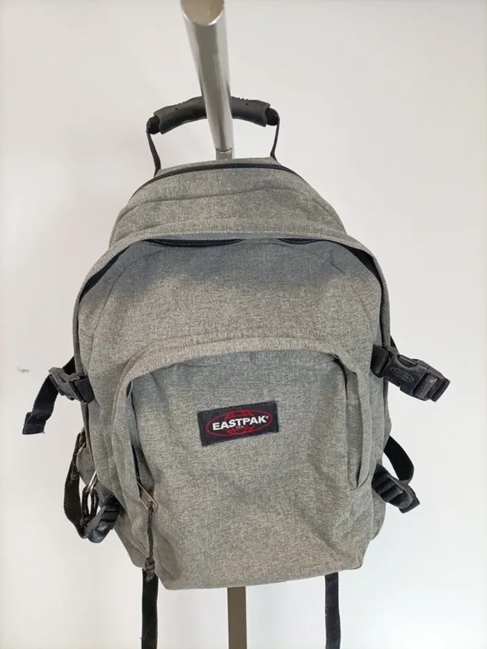 Sac à dos Eastpak gris multiple poches école voyage été