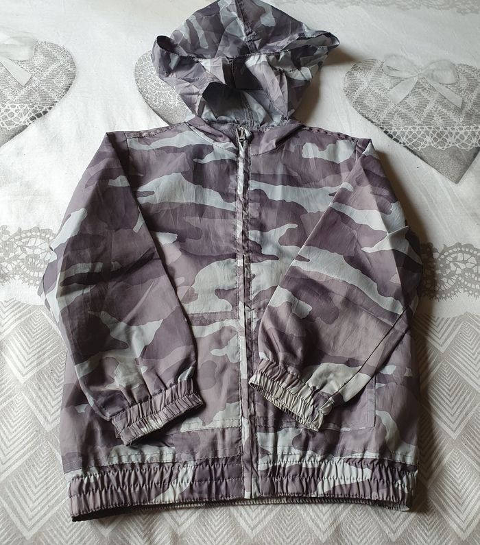 Veste coupe vent, kway de taille 5ans