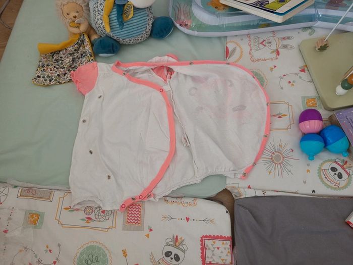 Barboteuse courte et croisée Petit Beguin 6 mois 68 cm - photo numéro 8