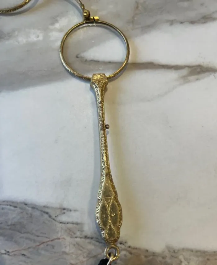 Lorgnette ancienne plaquée or - photo numéro 4