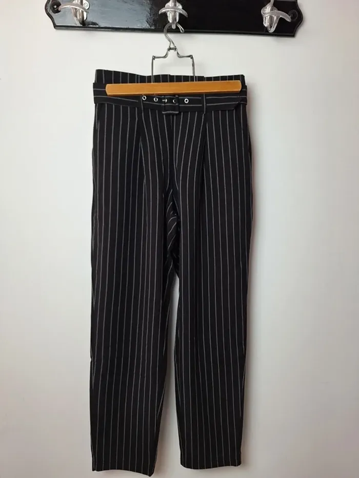 Pantalon noir rayé jambes larges 36