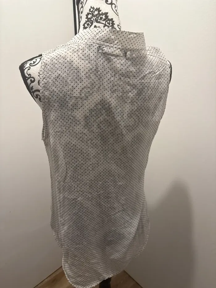 Chemisier blanc à pois - photo numéro 2