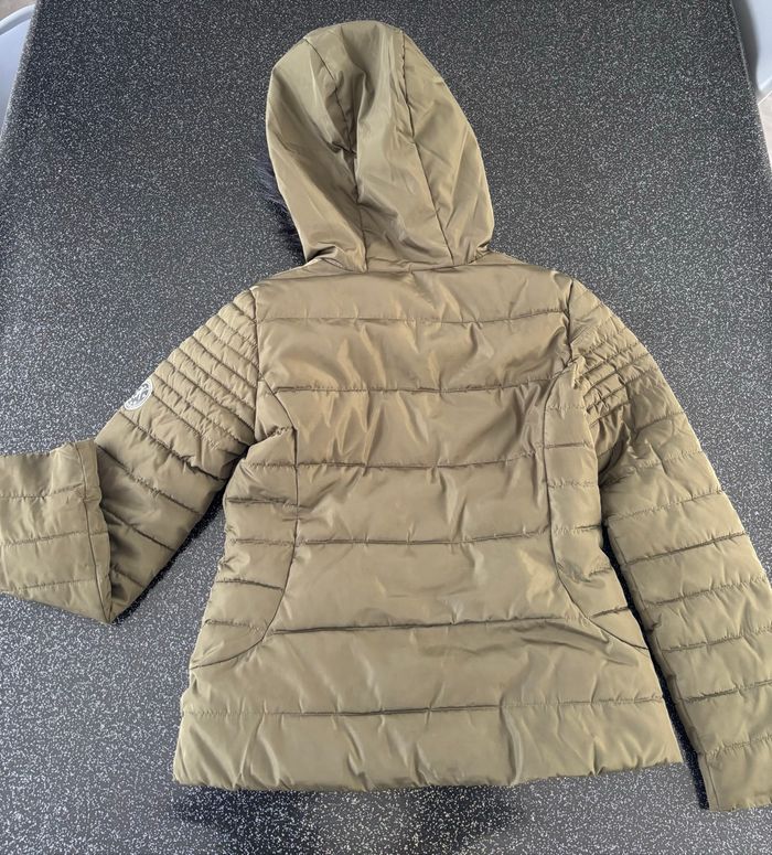 Kiabi - doudoune à capuche cintrée kaki fille 12 ans - photo numéro 3