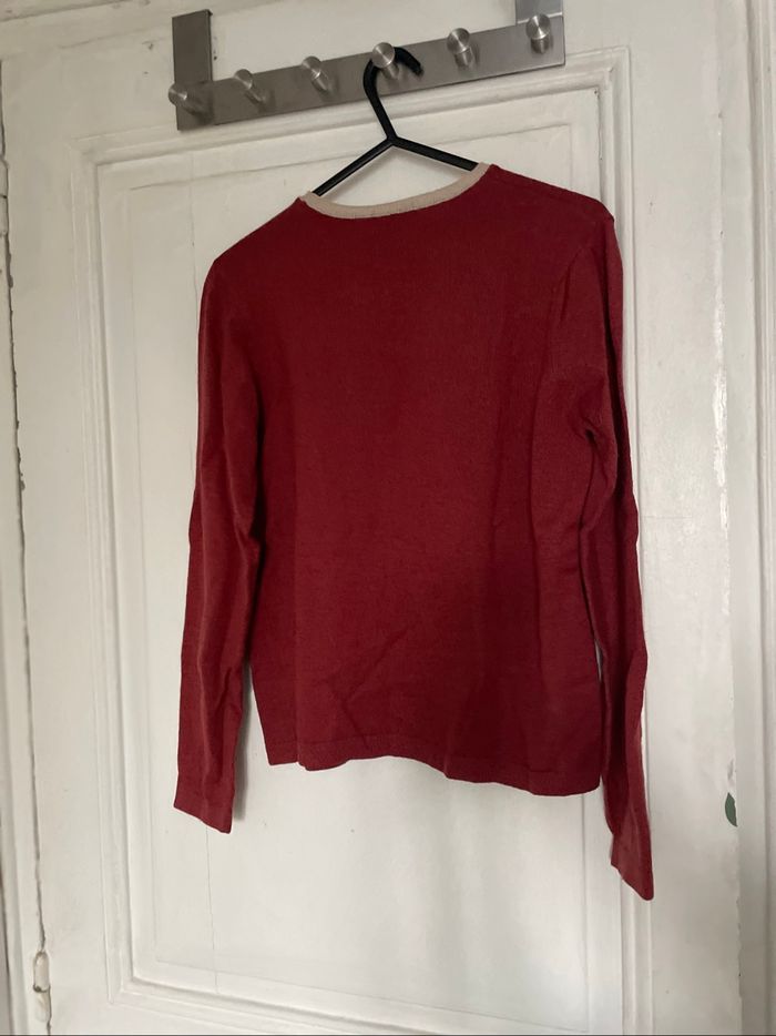 Pull rouge rouille avec col beige en mérinos tissaia - photo numéro 4