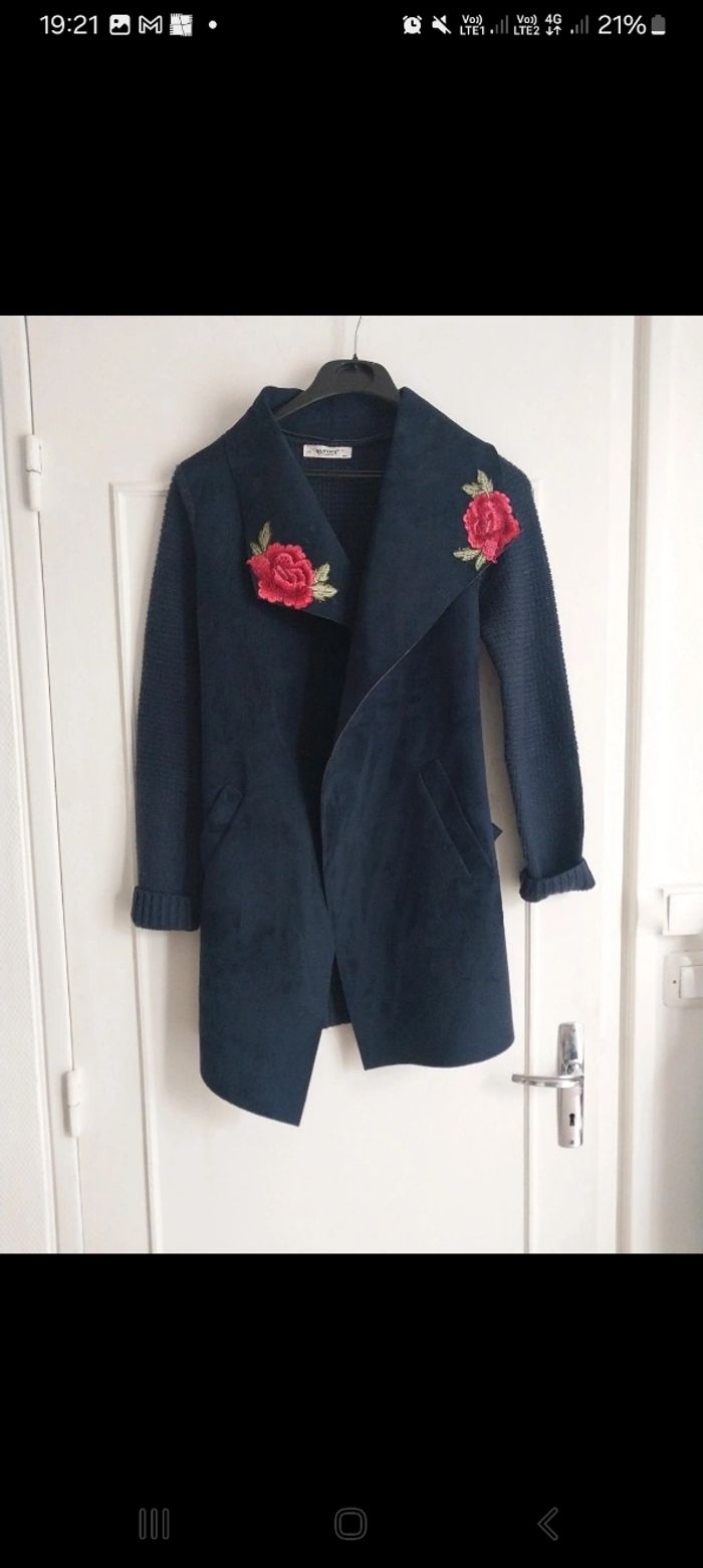 Jolie veste marine M