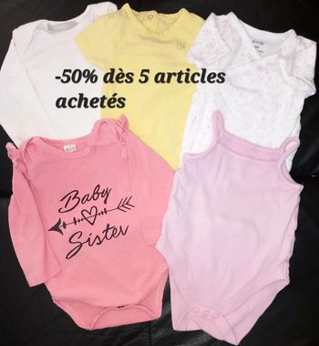 Lot 5 bodys 9 mois