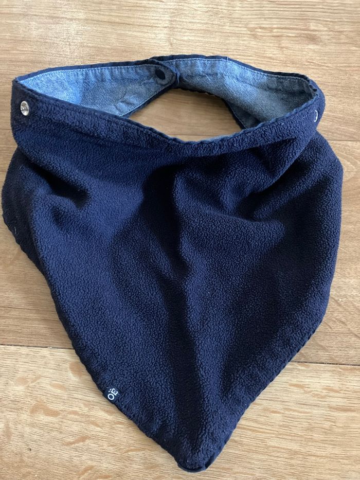 Bavoir bandana bleu bébé