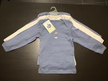 Lot de 3 maillots « voitures » Manches longues Mots d’enfants Taille 18 mois.