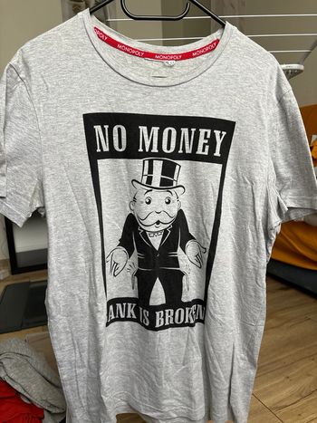 TEE shirt