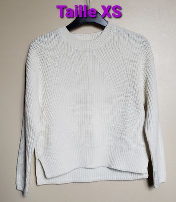 Pull blanc cassé taille XS