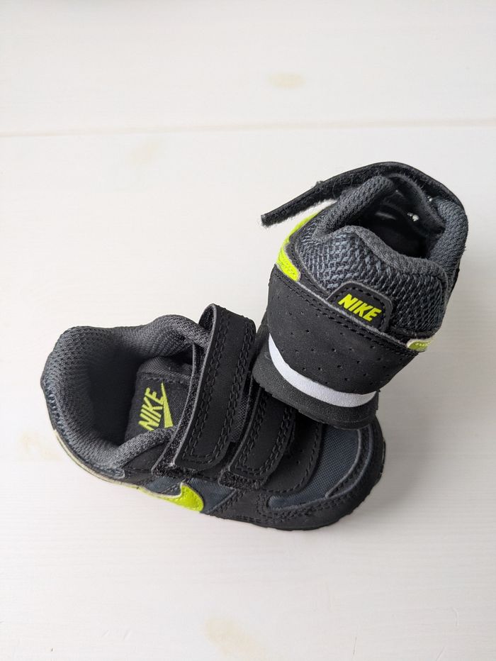 Basket Nike bébé - photo numéro 2