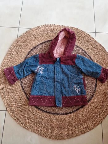 Joli manteau taille 18 mois