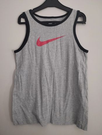 Débardeur Nike taille 8/10 ans