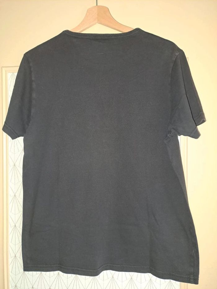 Lot de 3 T-shirts homme L avec petits défauts voir photos et légère décoloration de pliage - photo numéro 12