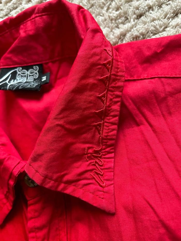 Chemise CTOS Nouvelle Calédonie Arii/ M/ Rouge / Excellent état - photo numéro 4