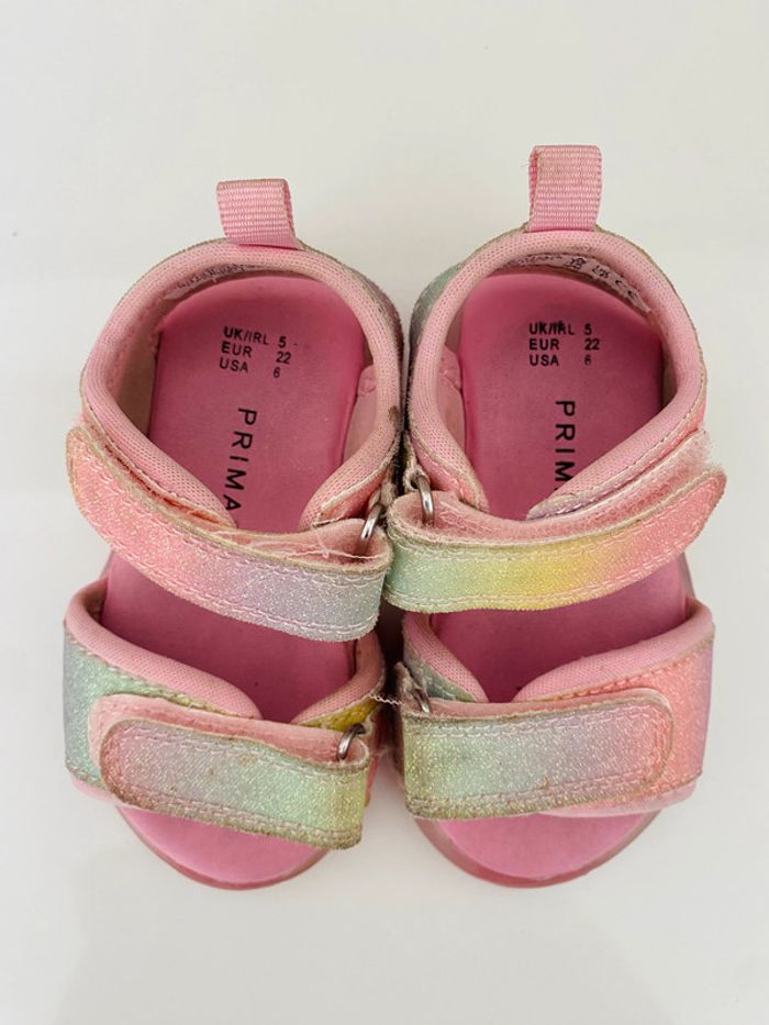 Sandales lumineuses pointure 22 Primark - photo numéro 3