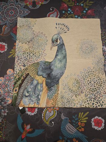 Panneau textile jacquard motif paon