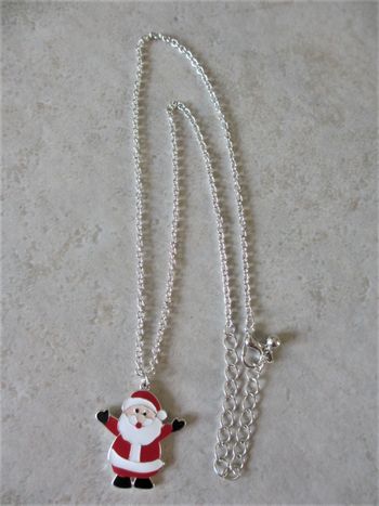 Collier fantaisie enfant : chaîne et pendentif Père-Noël