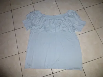 tunique haut a volant poitrine M&S MODE taille XXL neuf