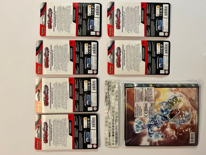 Lot Pokémon écarlate et violet boosters et portfolio - photo numéro 4