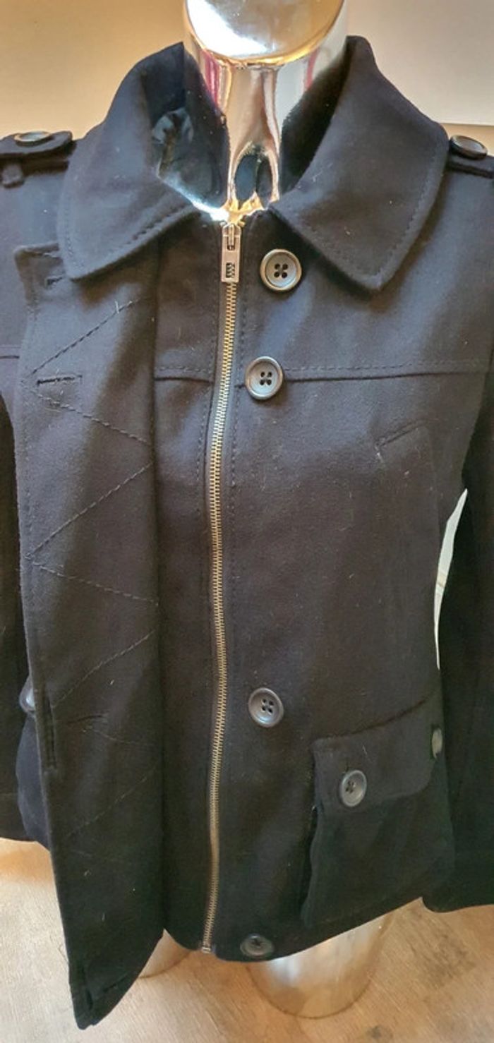 Veste noir - photo numéro 4