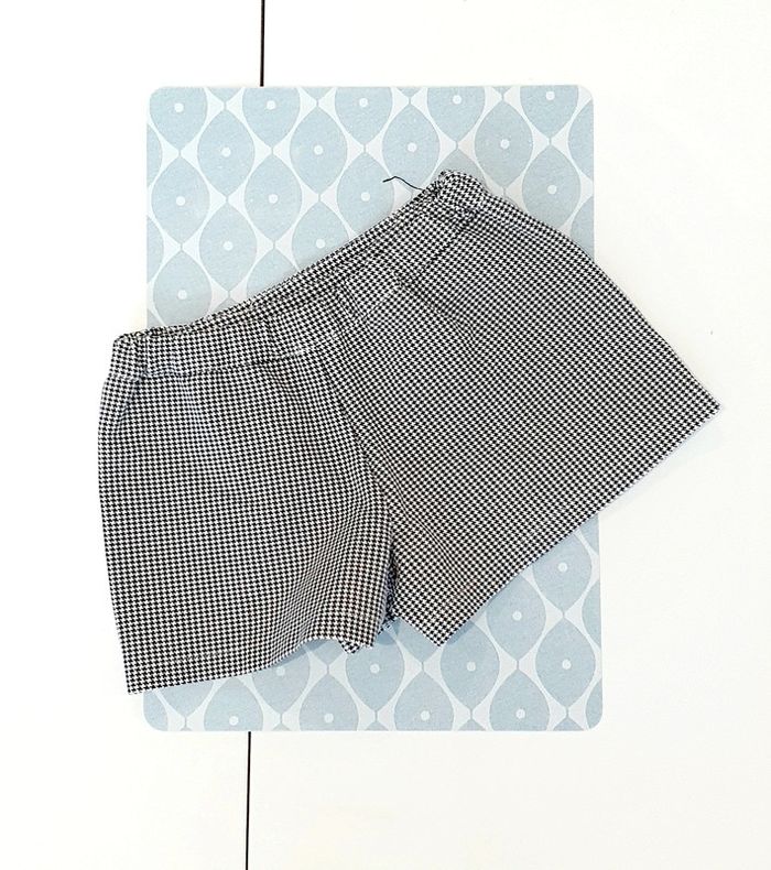 Jupe short Kiabi - 8A - photo numéro 2