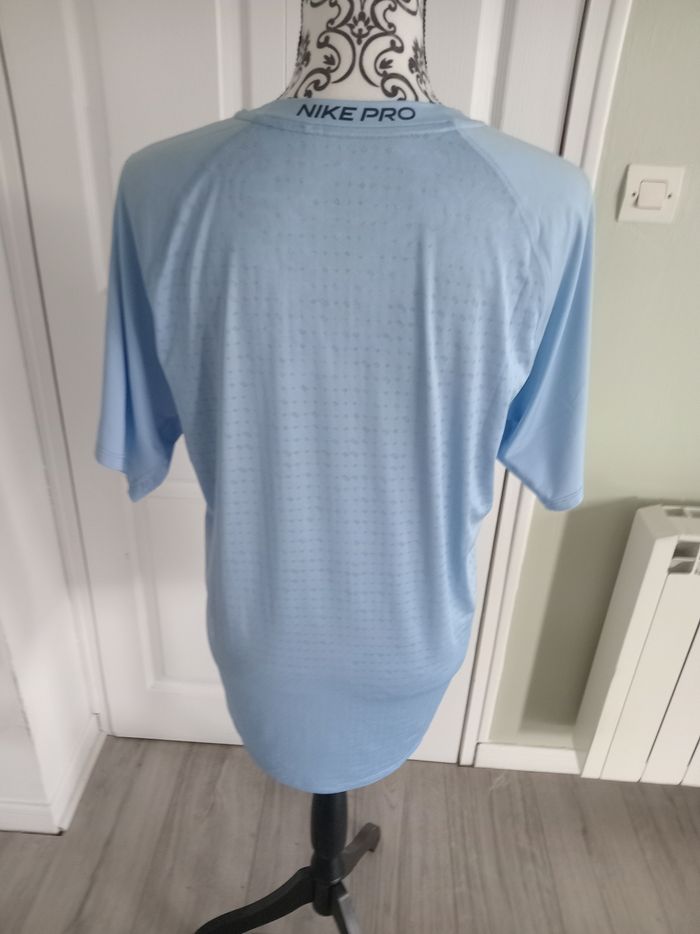 Tee shirt homme  dri - fit taille L - photo numéro 2