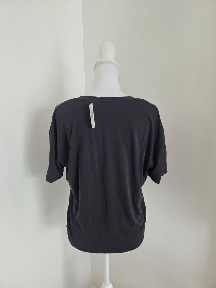 Top noir Undiz taille xs neuf - photo numéro 6