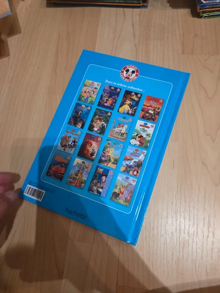 Livre disney hiawatha le petit indien - photo numéro 2