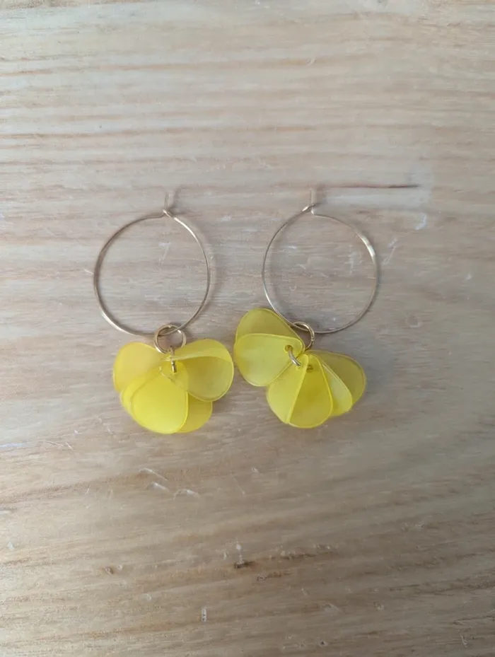 Creoles pétales Sezanelike jaune pendances - photo numéro 3