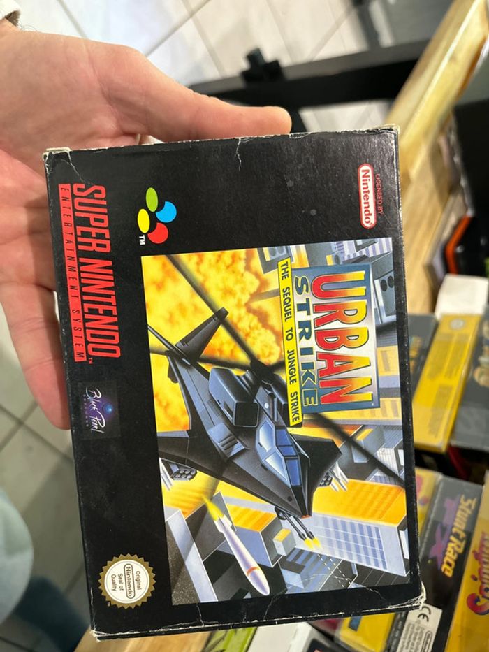 Urban Strike : The sequel to Jungle Strike - Super Nintendo - photo numéro 1