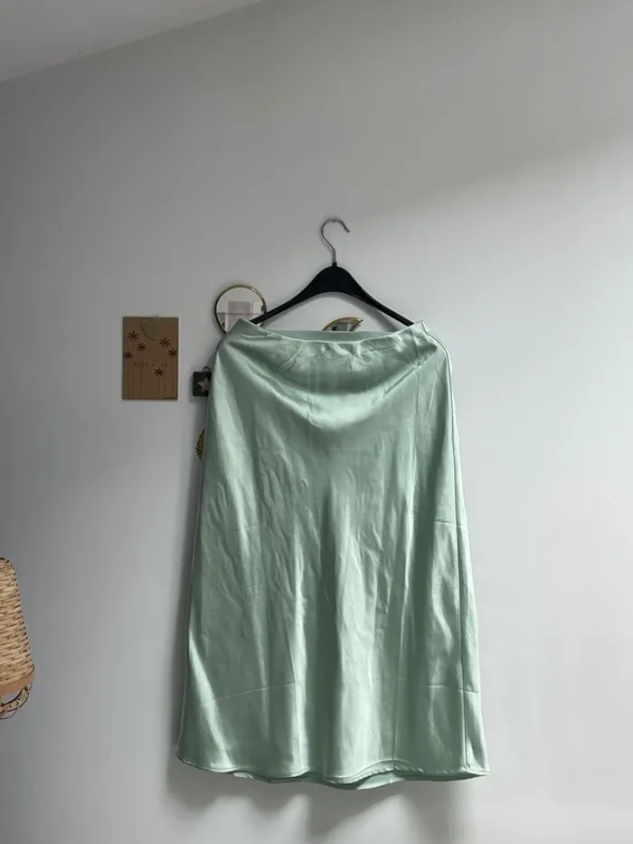 Jupe satin mango