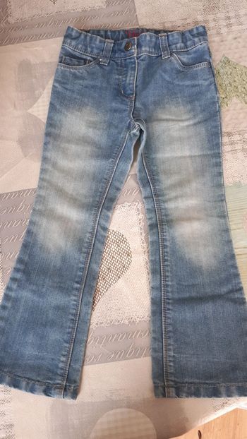 *Jeans 4 ans