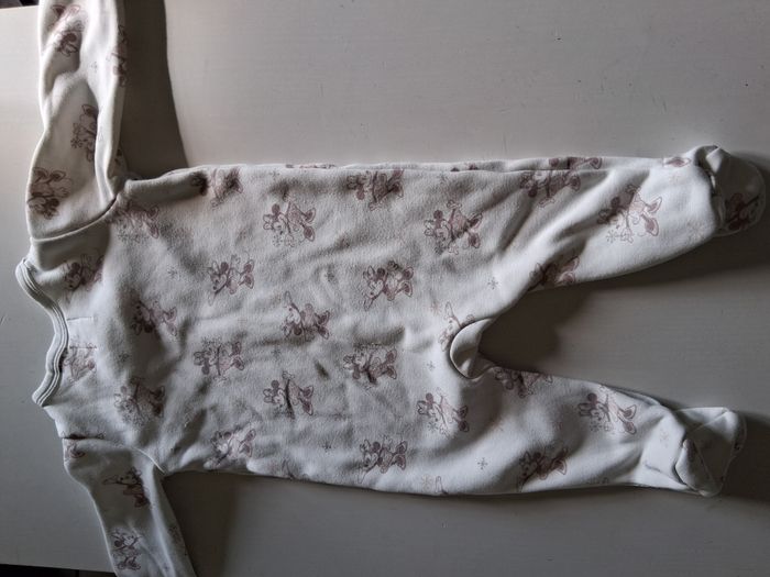 Pyjama avec ouverture par devant motifs Disney Minnie de marque C&A - photo numéro 2