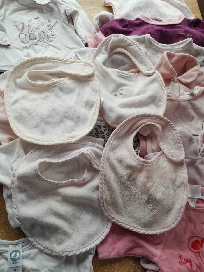 Gros lots 1 mois fille - photo numéro 7