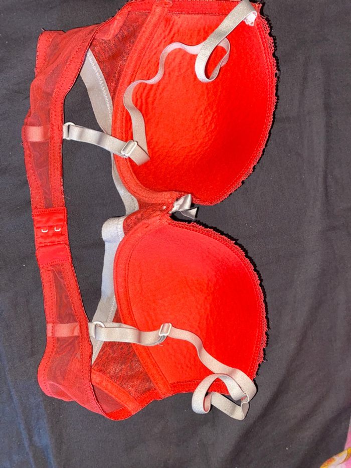 Soutien gorge - photo numéro 3