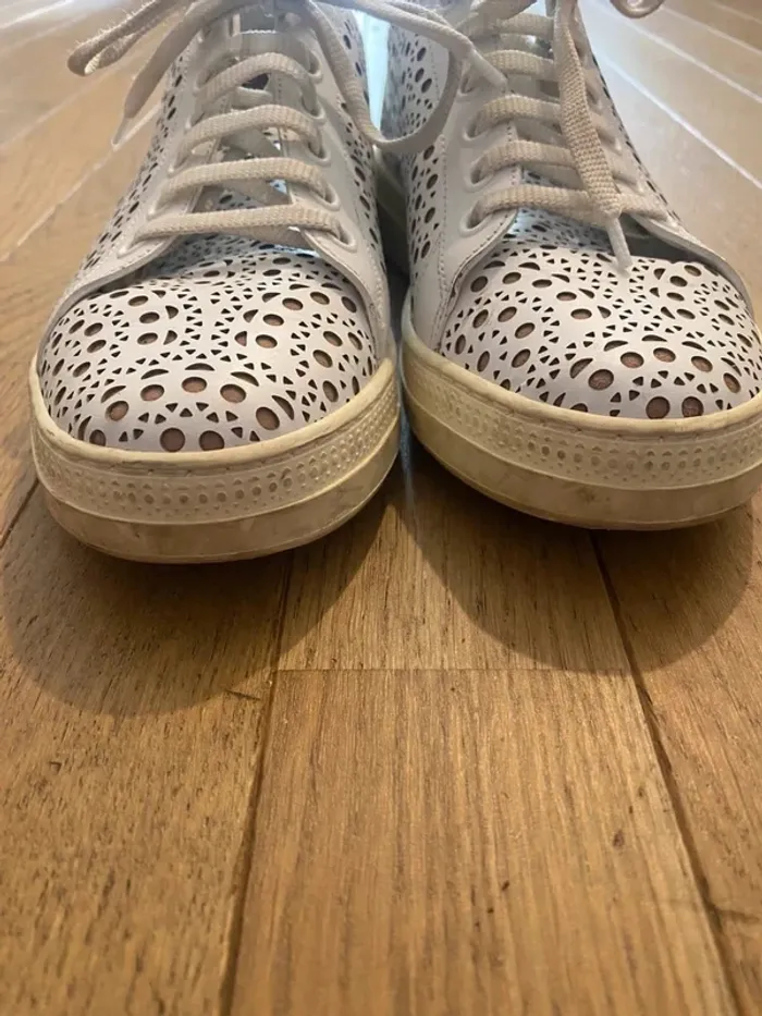 Baskets Laser Cut Sneakers blanches Alaïa taille 36 - photo numéro 11