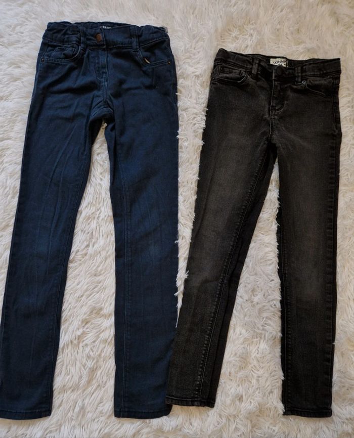 Lot de 2 jeans 9 ans 2 euros
