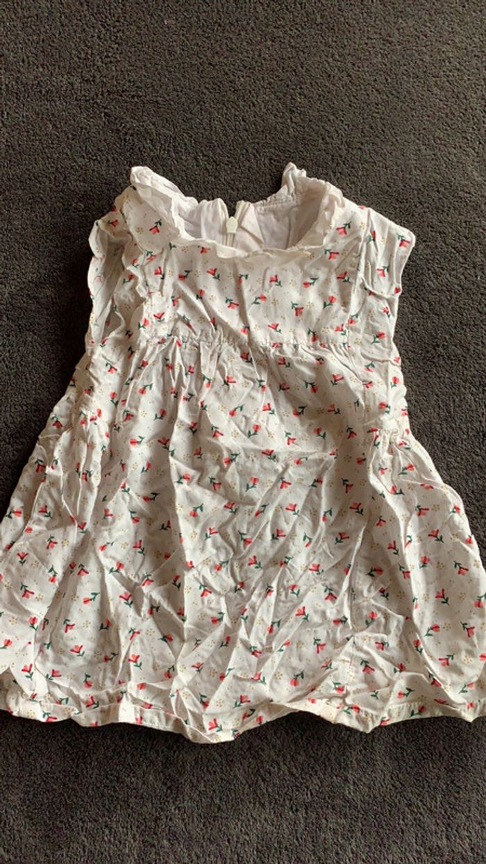 Robe manches courtes