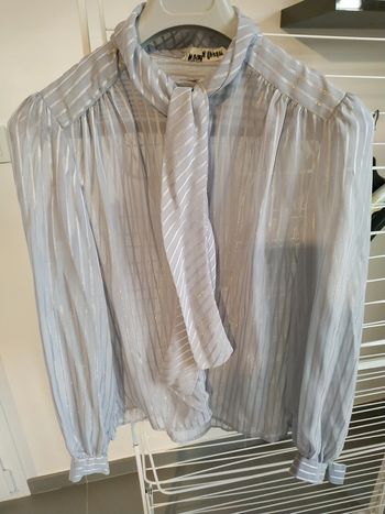 Chemisier / blouse gris rayé argenté