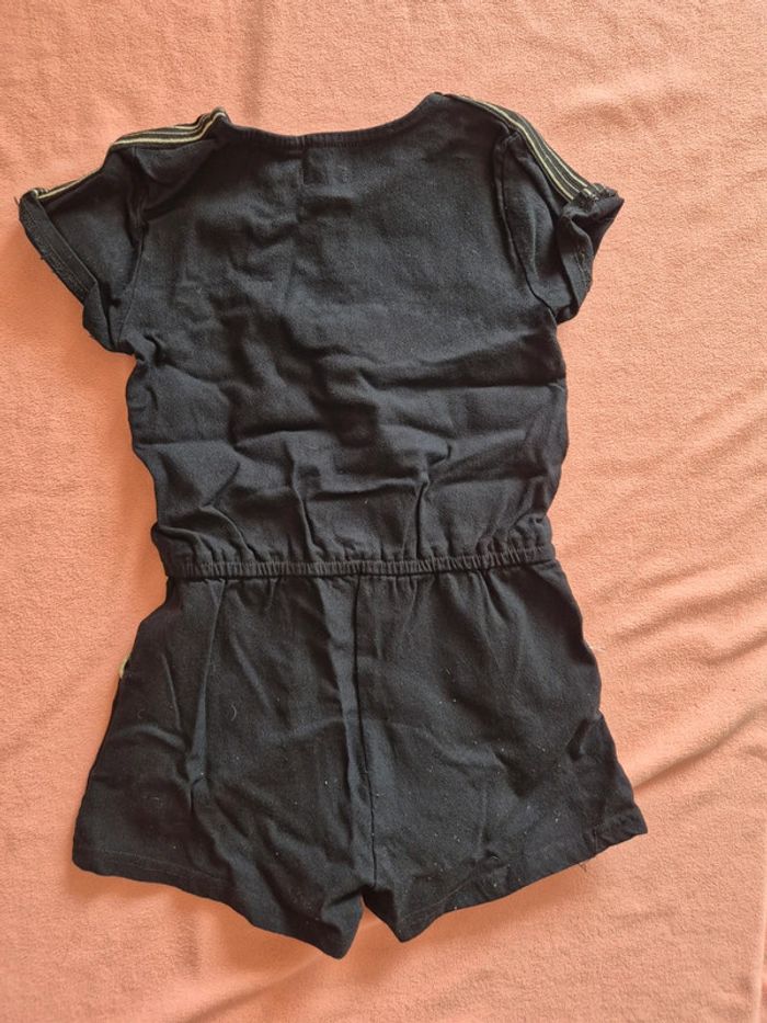 Combinaison short 6 ans - photo numéro 2