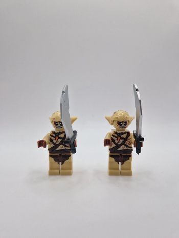 Figurines type lego 2 guerriers orcs seigneur des anneaux / hobbit